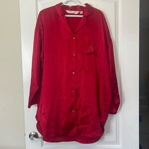 Vintage Victoria’s Secret Red Satin Sleep Shirt Gown Large